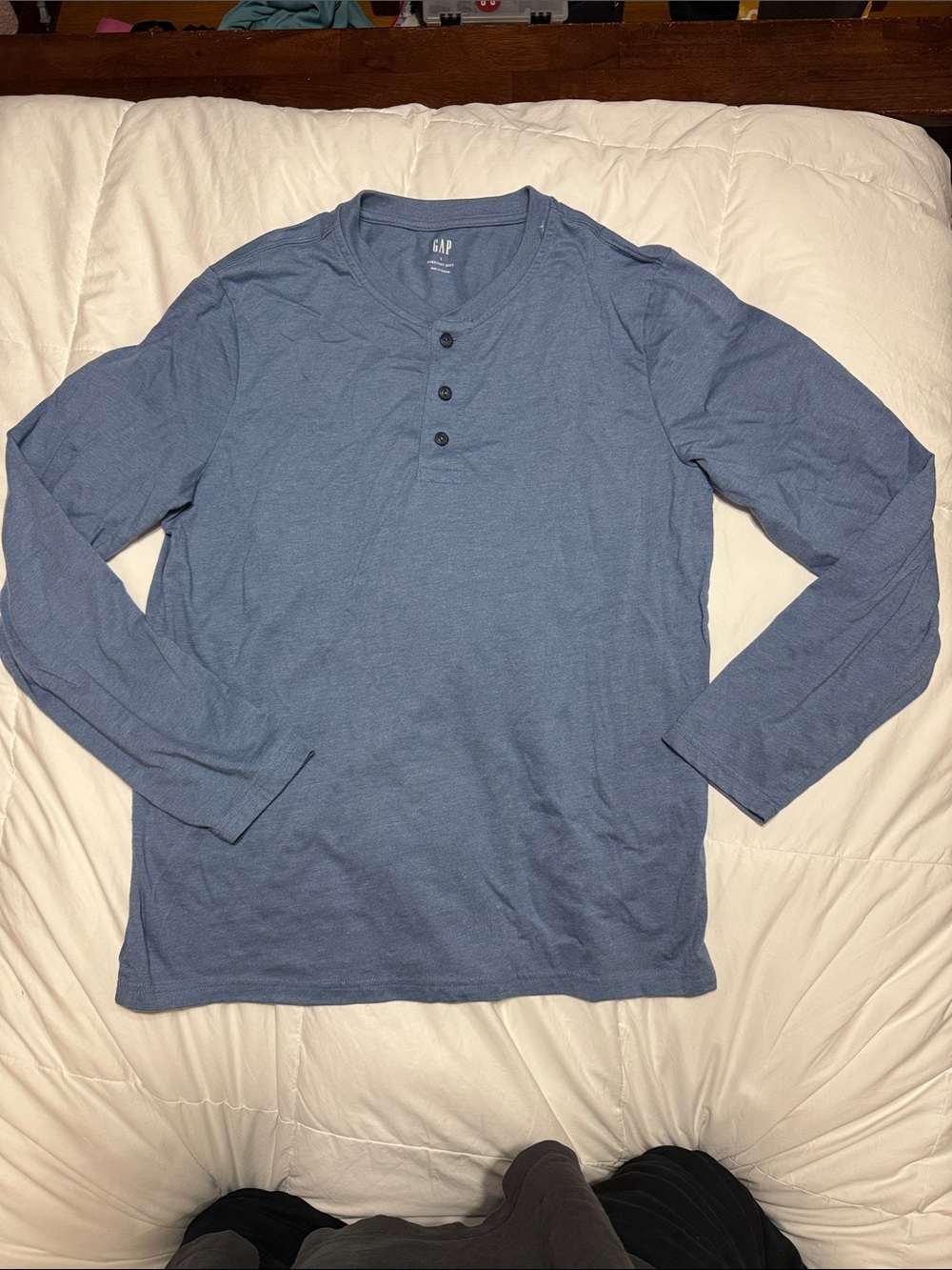 GAP Men’s Long-Sleeve Henley in Slate Blue
